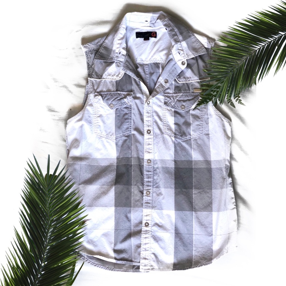 GUESS bottom up shirt
